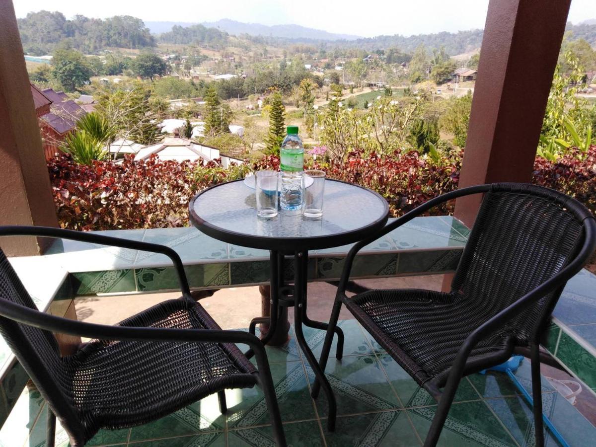 Отель Khao Kho Flora Экстерьер фото