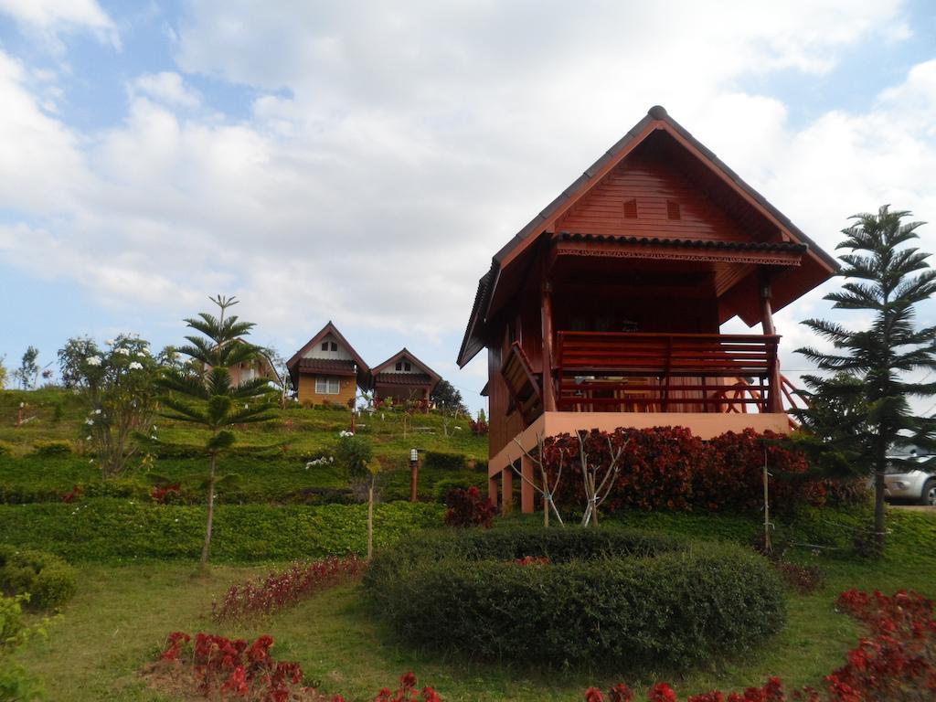 Отель Khao Kho Flora Экстерьер фото