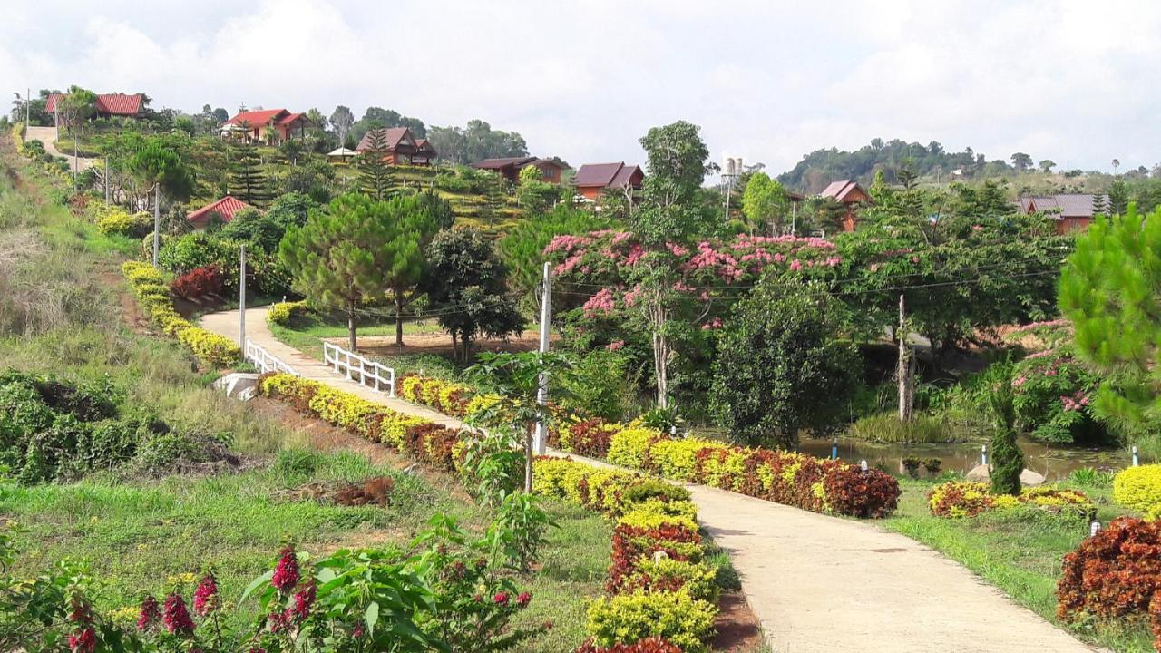 Отель Khao Kho Flora Экстерьер фото